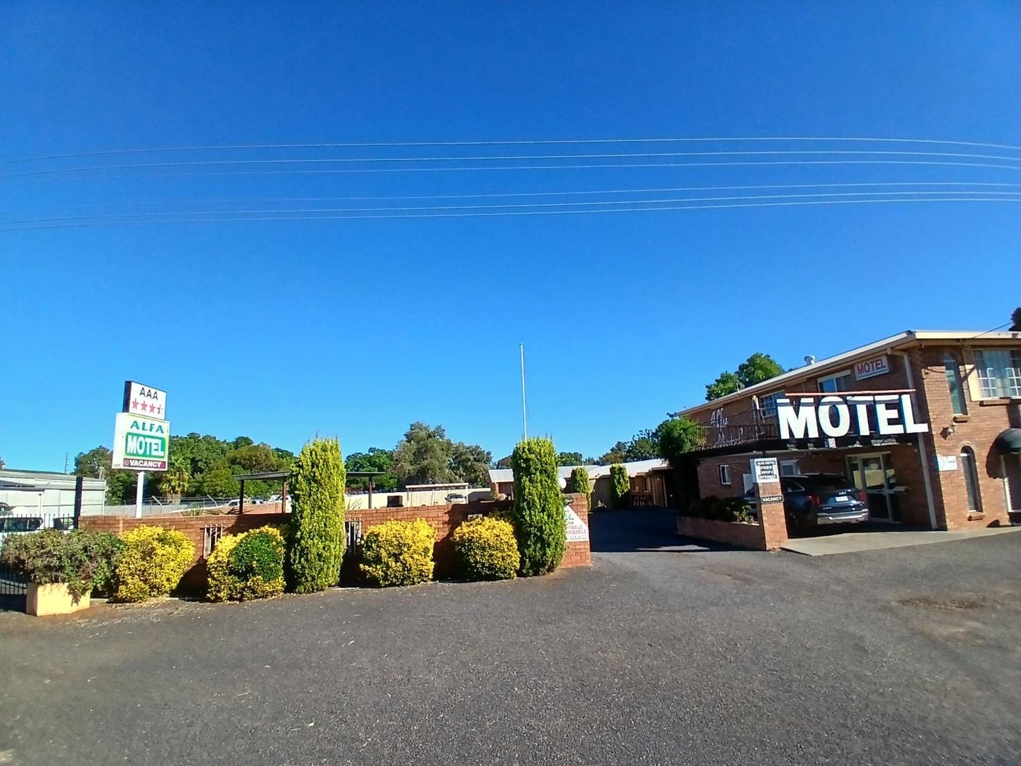 Alfa Motel 吉尔甘德拉 外观 照片
